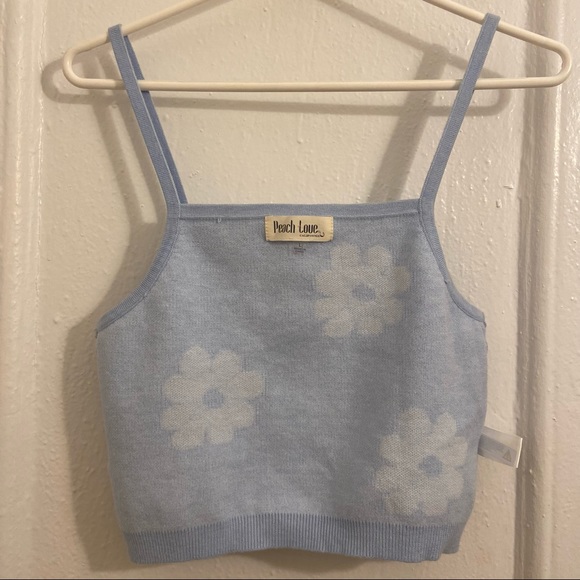 70s Vibe Floral Knit Crop Top - Picture 5 of 7